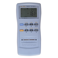 ֳʽLCR(sh)늘TH2821B